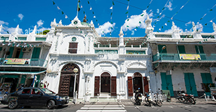 Visit of Jummah Masjid - Islamic Mosque & Place of Worship