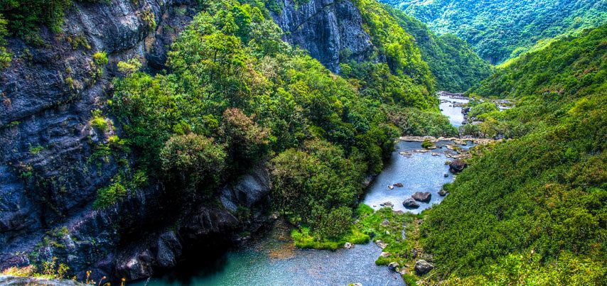 Hiking at Tamarind Falls - Mauritius