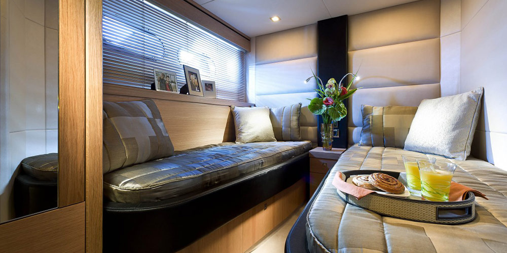 Sunseeker royal yacht overnight cruise in mauritius (2)