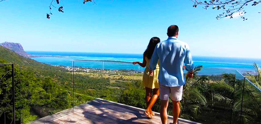 The Chamarel waterfall Viewpoint - Mauritius