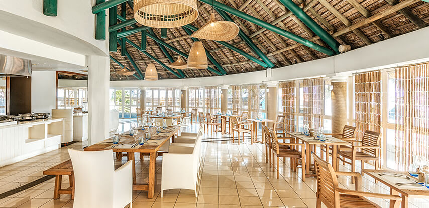 Restaurants & Bars at Friday Attitude Hotel