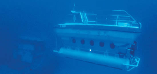 Submarine Underwater Trip - Mauritius Attractions