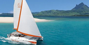 Catamaran boats