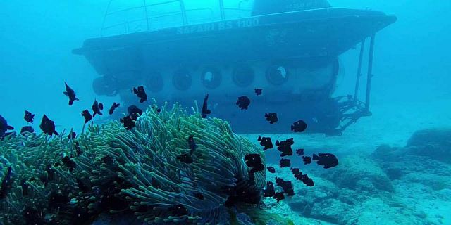 Submarine underwater mauritius